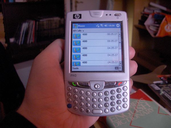 HP iPAQ Pocket PC / cell phone